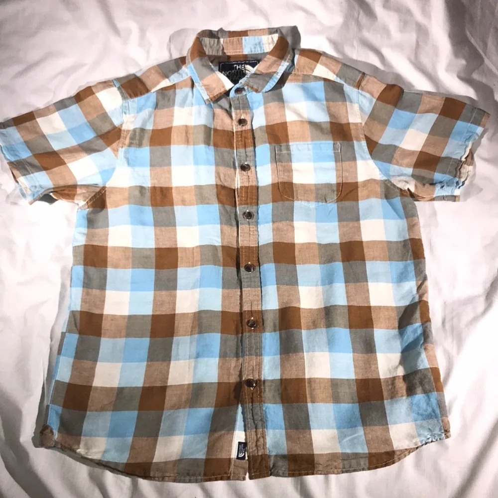 The North Face Plaid Short Sleeve Button Down Shirt